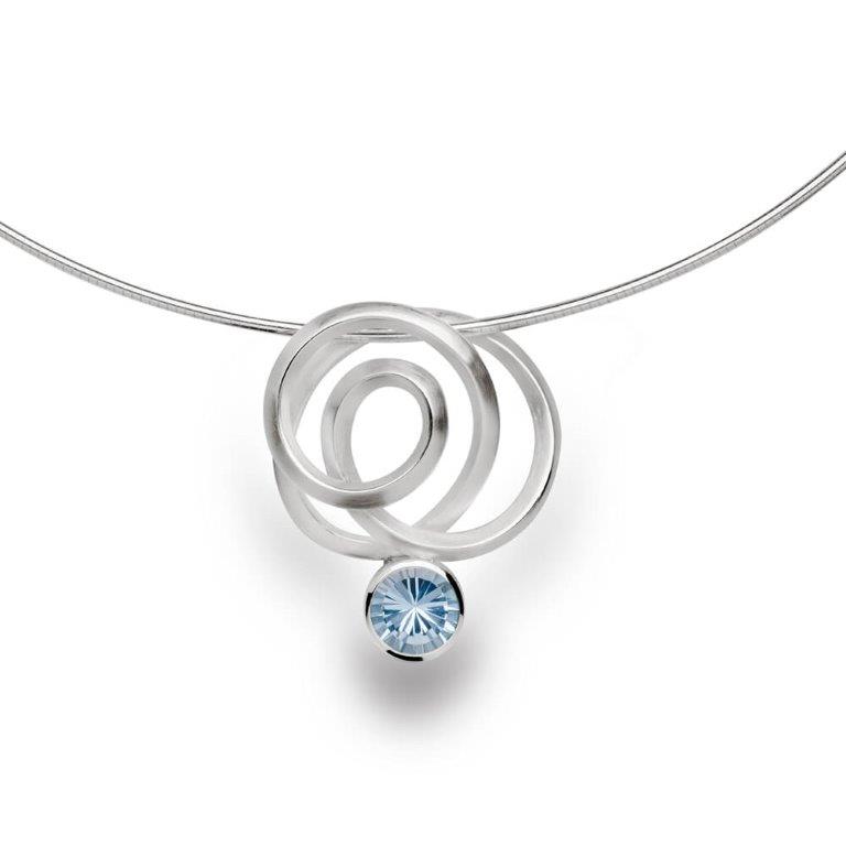 Juwelier-Hoffmann-Schmuck-Bastian-Inverun.jpg Juwelier-Hoffmann-Schmuck-Bastian-Inverun.jpg
